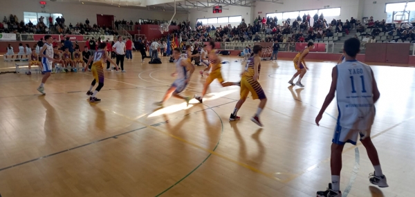 UE Mataró en masculí i la Penya en femení, brillants guanyadors de la competició infantil del XIII Topbàsquet Ciutat de Sabadell